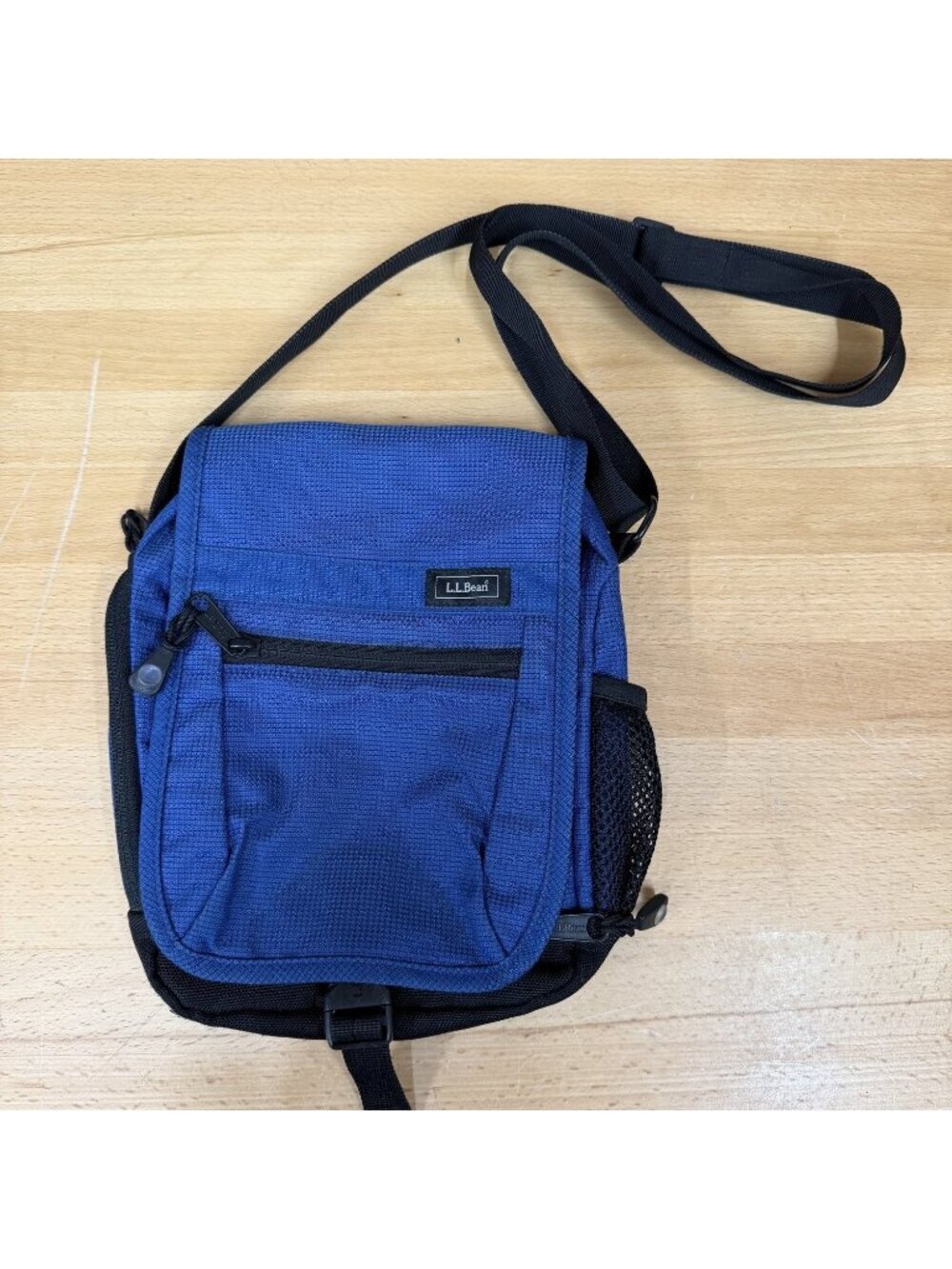 L.L. Bean Travel Organizer Crossbody Bag Blue Nylon Messenger Shoulder Bag